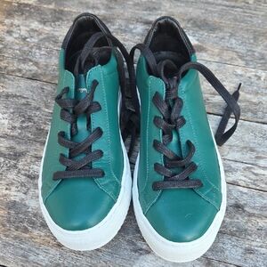 NWOB New CROSTY Sneaker Eur 37